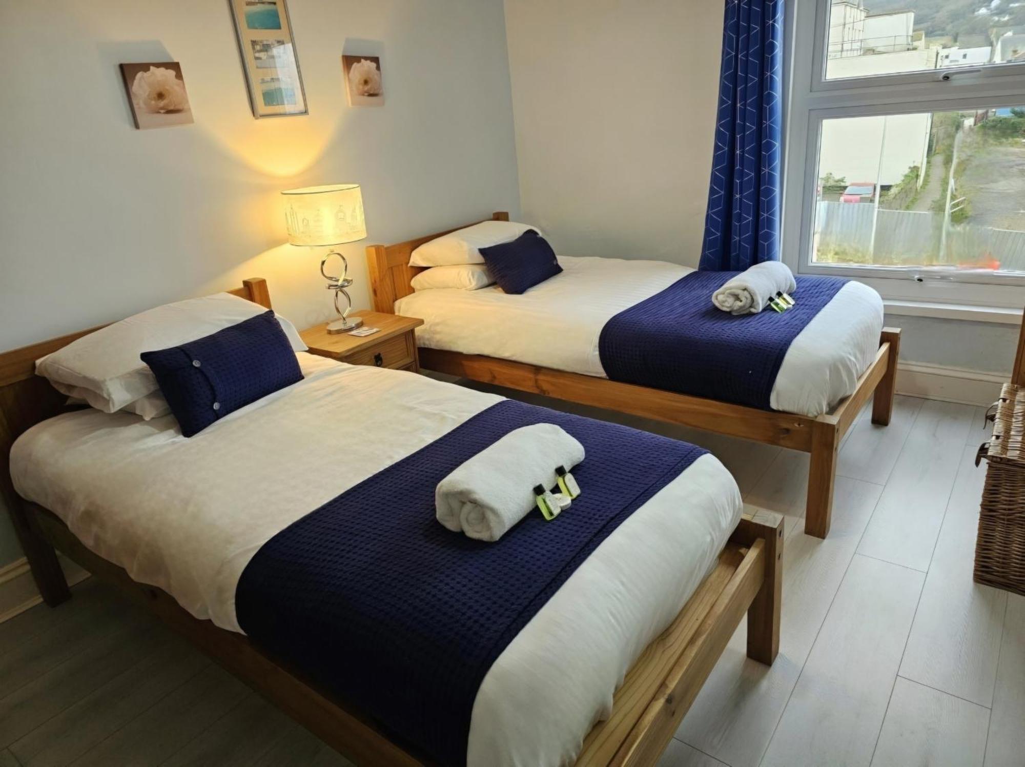 Sea Views, Big 2 Bed Flat Close To Beach & Harbour Ilfracombe Eksteriør bilde